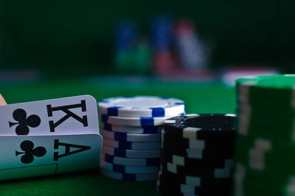 9/6 Jacks or Better Strategy: Full-Pay Video Poker, RTP, Holds and Common Mistakes