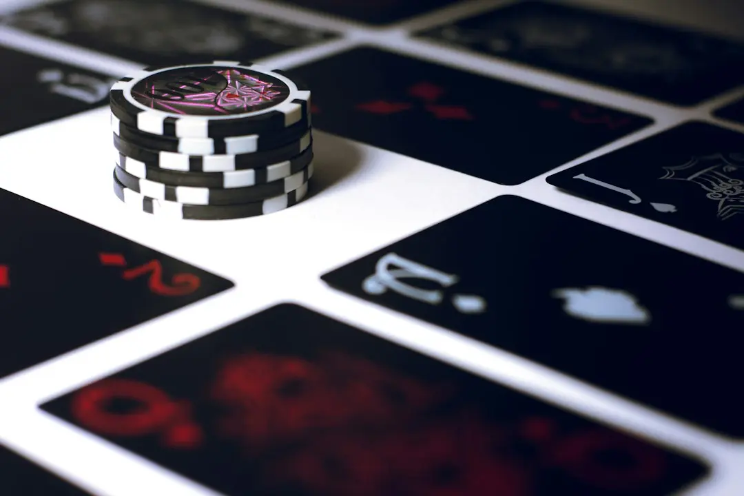 Baccarat Side Bets Explained: Tie, Pairs, Dragon Bonus, Panda 8, Dragon 7 and House Edge