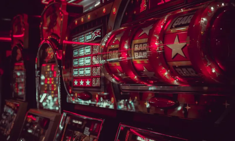 Casino Free Play Explained: How It Works, What It’s Worth, and the Mistakes Players Make