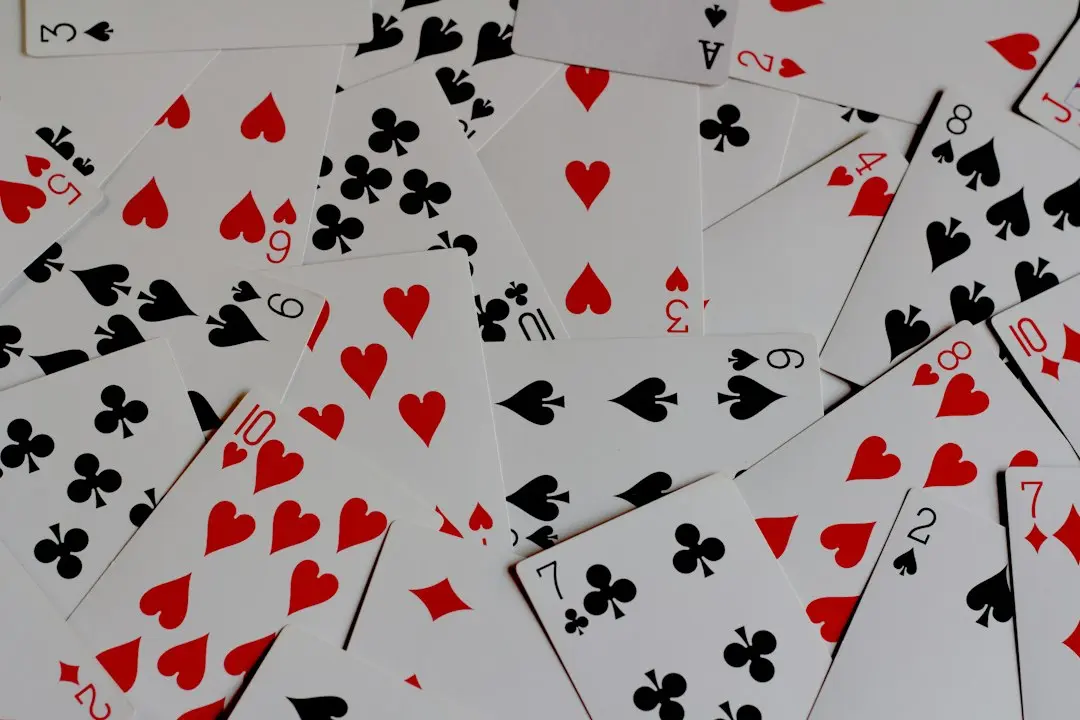 Video Poker Bankroll Management: Variance, Bet Size, Risk of Ruin and Session Planning