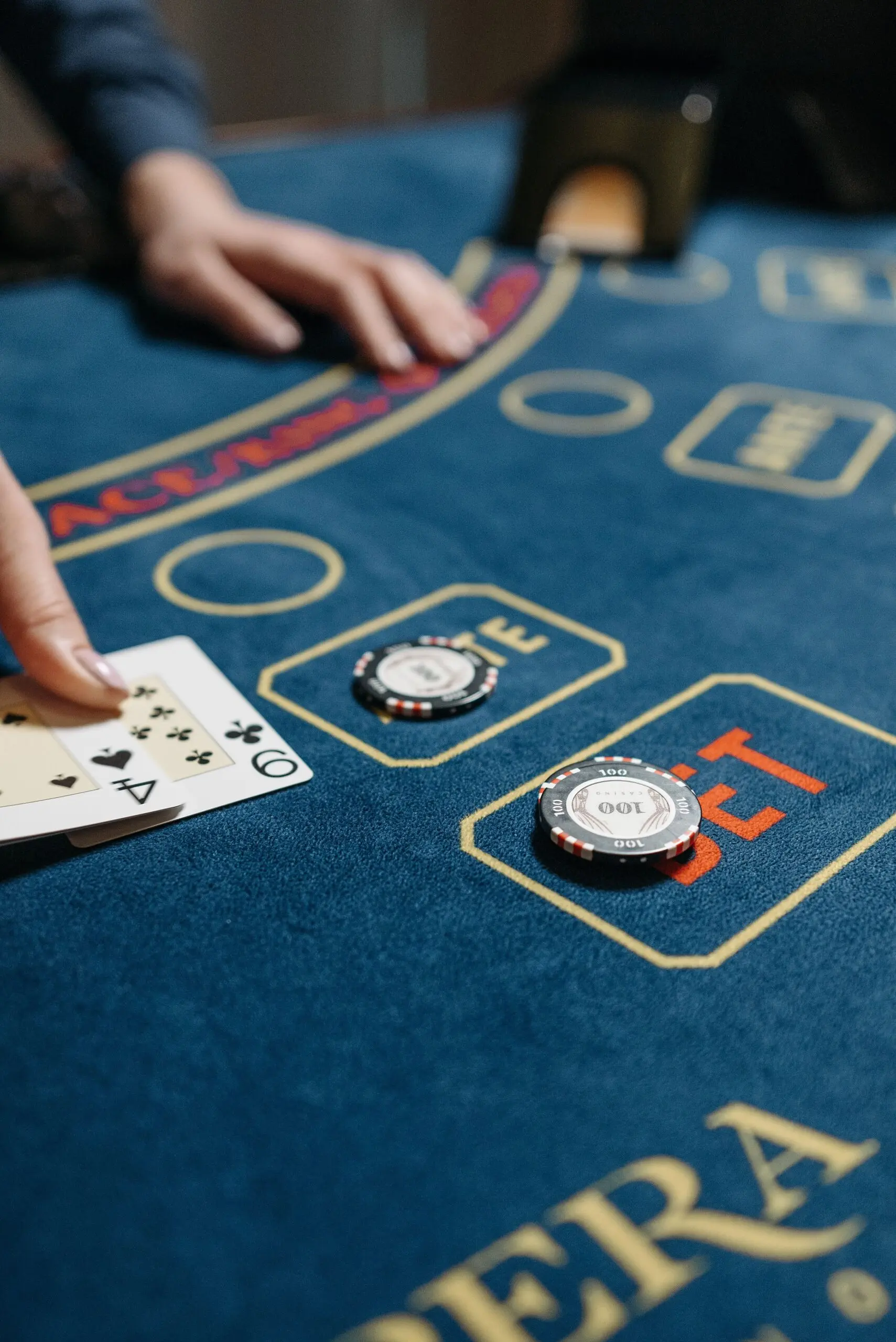Baccarat House Edge Explained: Banker vs Player vs Tie and the Bets to Avoid